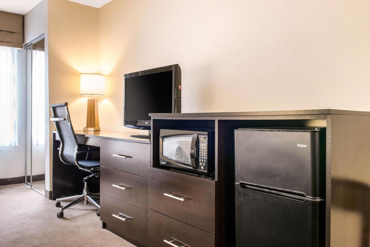 Sleep Inn & Suites Columbus Oda fotoğraf